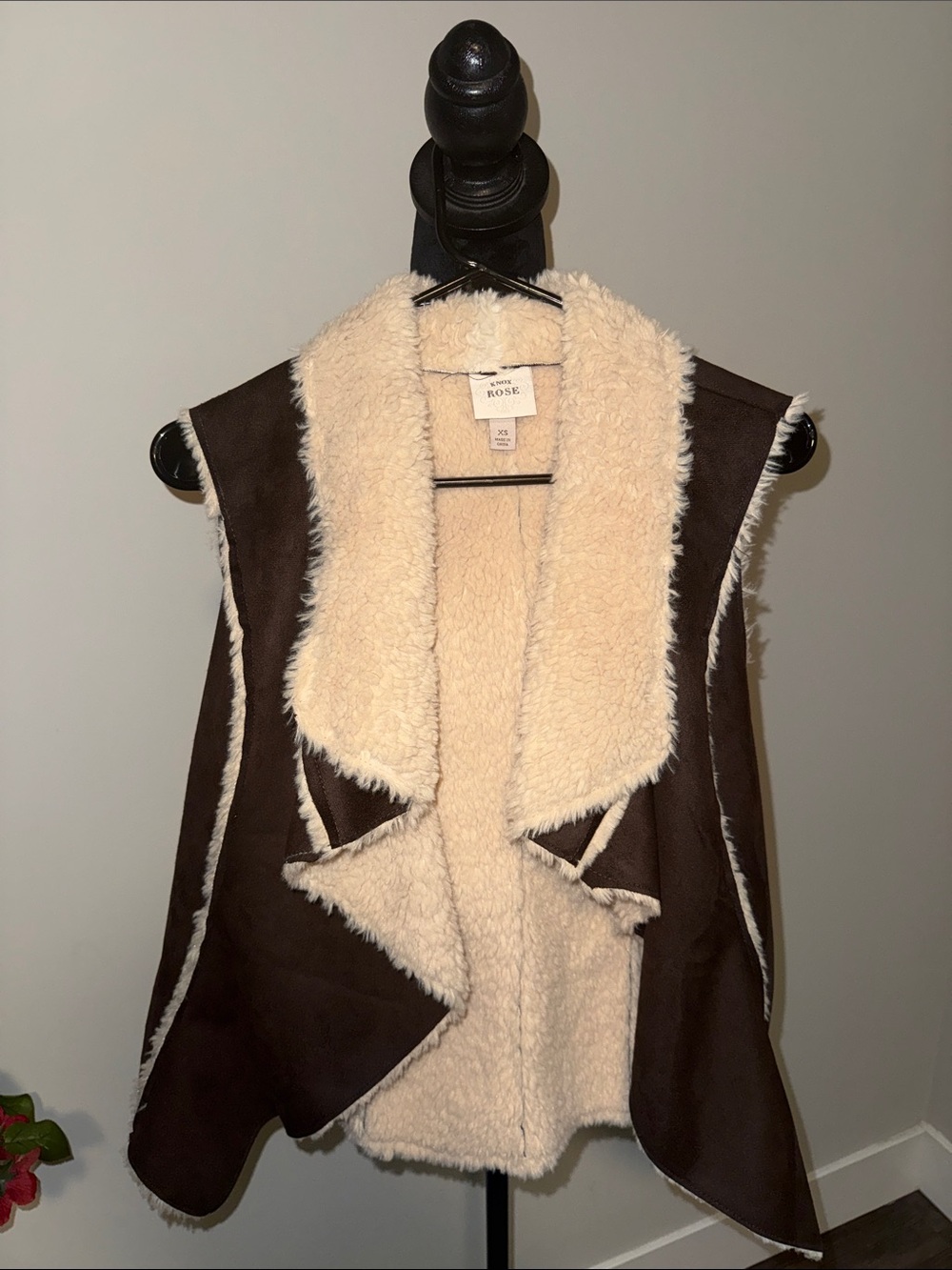 Knox Rose Brown Vest with Cream Faux Shearling Collar